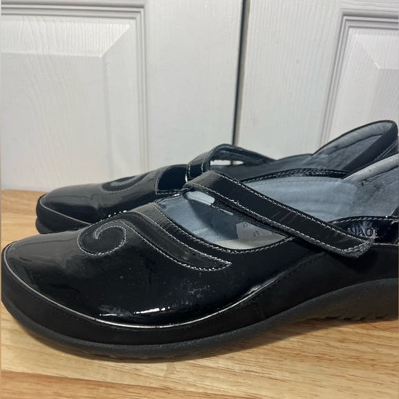 Naot Matai Black Leather Mary Jane Shoes 43 (US 12) - Picture 3 of 13